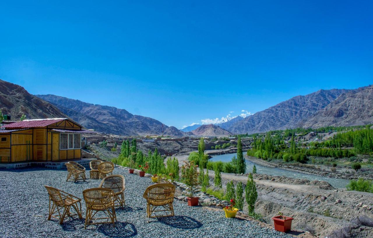 Neryok'S Indus View Hotell Chimre Eksteriør bilde